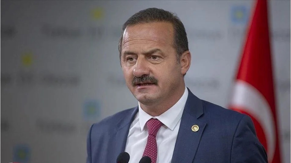 Yavuz Ağıralioğlu İYİ Parti'den istifa etti