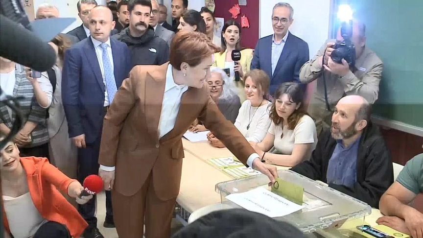 Oyunu kullanan ilk lider Meral Akşener oldu