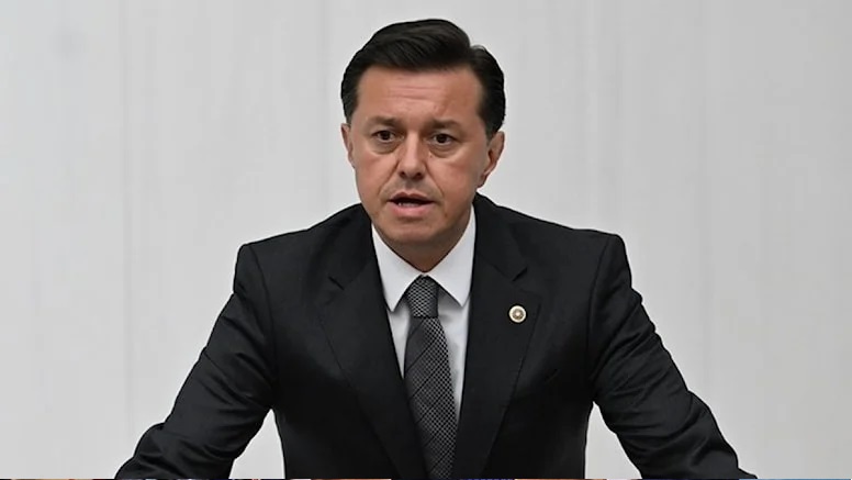 İYİ Parti’den Hatipoğlu’na: Kaç paraya sattın, rezil, haramzade