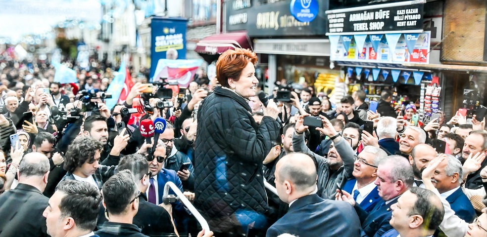 Meral Akşener'den Özgür Özel'e tepki: 'Çalışın kardeşim'