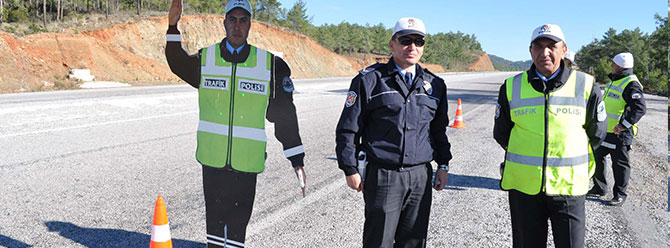 Türkiyenin ilk robot polisi