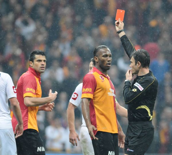 Aslana Drogba da yetmedi