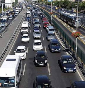 Trafikteki araç sayısı 17 milyonu geçti!