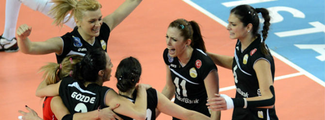 Vakıfbank ikinci şampiyonluk için sahada!