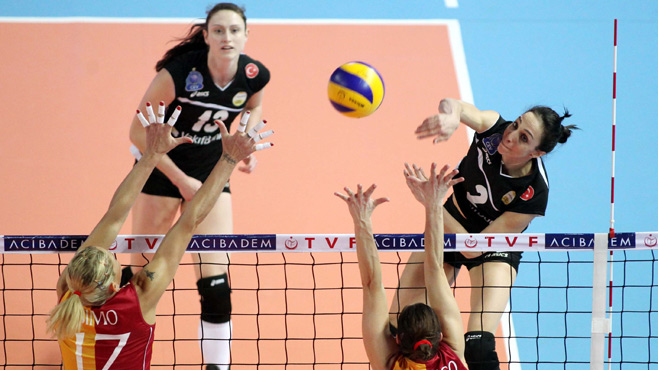 Vakıfbanktan rekor yürüyüşü: 3-0