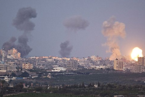 İsrailden Gazze ve Suriyeye saldırı