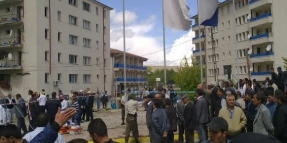 Polis diğer şüpheli aracın peşinde!