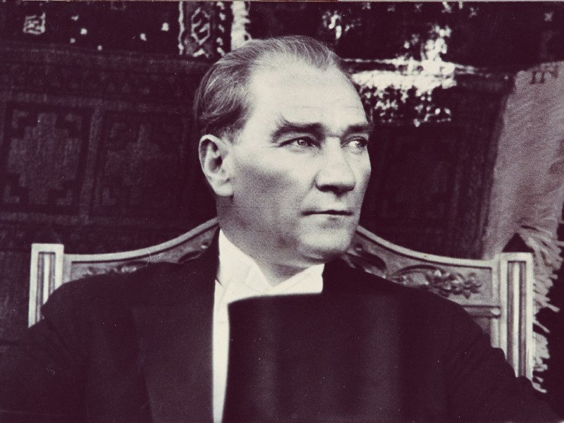 Atatürkün Çocuklara 23 Nisan Mesajı