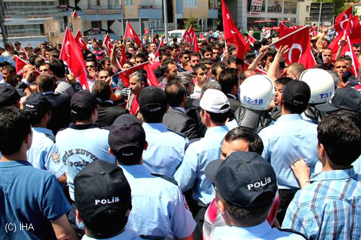 Akil İnsanlar Çankırıda büyük tepki gördü