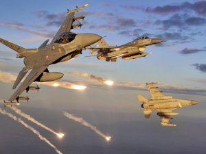 F-16lar Suriye sınırında