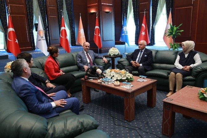 AKP ve MHP Karşılıklı Ziyaretlerle Bayramlaştılar