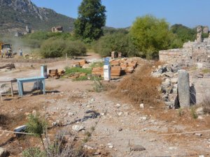 Dışişleri Bakanlığı, o ülkenin Efes kazılarını durdurdu