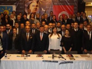 İYİ Parti, İzmir’deki ‘A Takımı’nı tanıttı