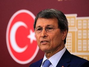 Halaçoğlu kaza geçirdi