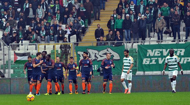 Bursaspor: 0 - Medipol Başakşehir: 3