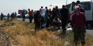 Manisa'da feci kaza: 2 ölü, 8 yaralı