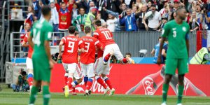 Dünya Kupası Rusya şovla başladı: 5-0