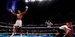Anthony Joshua, Povetkin’i nakavt etti!