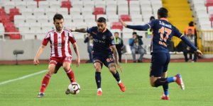 Demir Grup Sivasspor: 0 - Medipol Başakşehir: 0