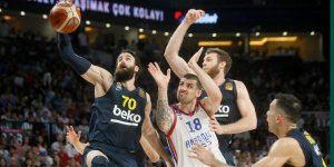 Anadolu Efes öne geçti