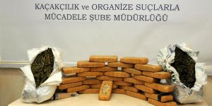 15 Kilo Eroin, 7 Kilo Esrar Ele Geçirildi