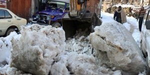 Pakistan'da kar yağışı felakete dönüştü! 108 Ölü