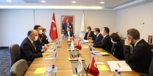 Akşener, TÜSİAD Başkanı ve üyeleriyle görüştü