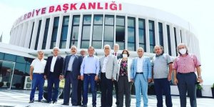 Özcan’a, Yeniden Aydınlanma Derneğinden destek