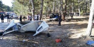 Afyonkarahisar'da öğrenci servisi devrildi: 5 Can kaybı