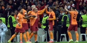 Galatasaray: 4 - Marsilya: 2