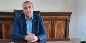 AKP'li Yunak Belediye Başkanı aleme arabada başlayıp havuzda bitirmiş