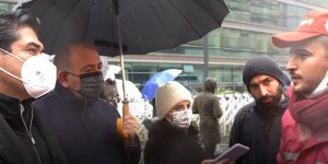 İYİ Parti İstanbul İl Başkanı Buğra Kavuncu, Maslak’ta kuryelerle bir araya geldi.