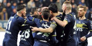 Kasımpaşa: 1 - Fenerbahçe: 2