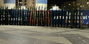 AKP'li Sancaktepe Belediyesi'nden İBB'nin bilboardlarına 'saksılı' sansür
