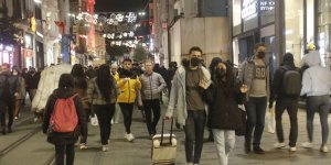Kapalı mekanlarda maske zorunluluğu kaldırıldı…