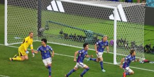 Dünya Kupası'nda Japonya, Almanya'yı 2-1 yendi