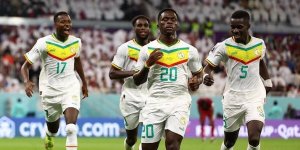 Katar, Senegal’e de yenildi, Muntari’nin golü tarihe geçti: 1-3