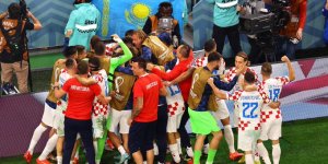 Brezilya elenirken Hırvatistan yarı finalde