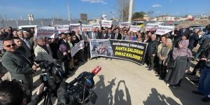 Bursa'da İYİ Parti'den dikkat çeken deprem eylemi