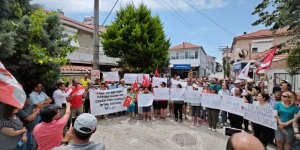 İzmir'deki okullarda din görevlileri görevlendirilmesine veli derneklerinden tepki