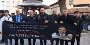 Sinan Ateş, ölümünün birinci yılında Bursa'da mezarı başında anıldı