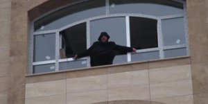 Atla diyenlere vicdansızlar diye karşılık verdi