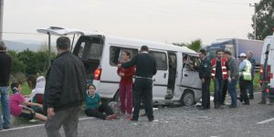 Işık ihlali kazası: 10 yaralı