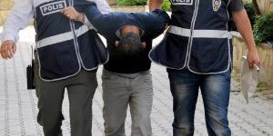 Turistin cep telefonunu bakın nasıl çaldı