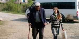 Elif Demirin en yakın arkadaşı 81 yaşındaki Sami Sevgili oldu