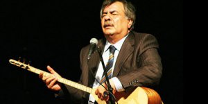 Arif Sağ, Müzik Yorumcuları Meslek Birliğinden ihraç edildi