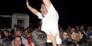 CHPli belediye başkanı serbest