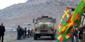 Askeri konvoy, BDPlilerin arasından böyle geçti