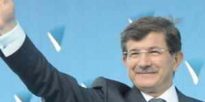 Davutoğlundan tezkere açıklaması