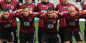 İlk destek futbolcularından geldi